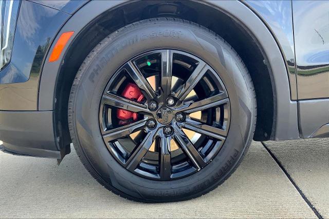2021 Cadillac XT4 Vehicle Photo in TOPEKA, KS 66609-0000