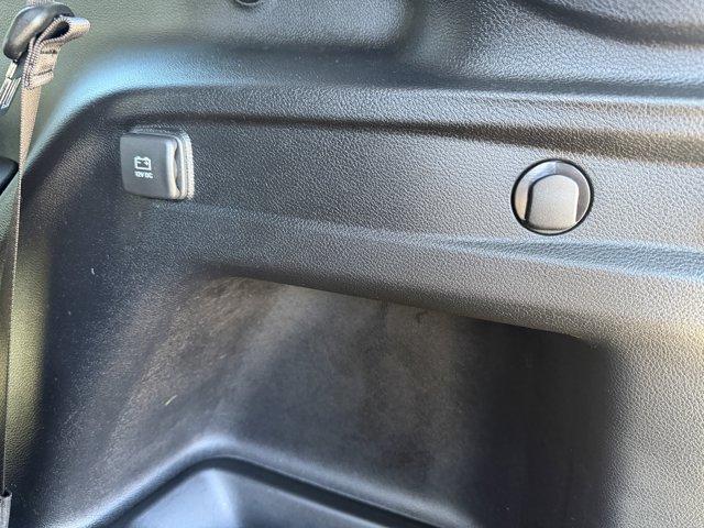 2021 Jeep Grand Cherokee L Vehicle Photo in LEOMINSTER, MA 01453-2952