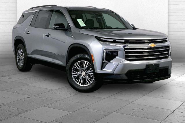 2024 Chevrolet Traverse Vehicle Photo in KANSAS CITY, MO 64114-4545
