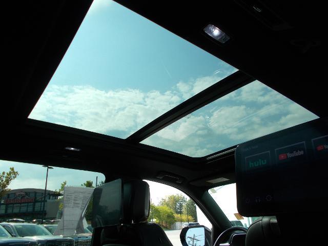 2023 GMC Yukon XL Vehicle Photo in LOWELL, MA 01852-4336