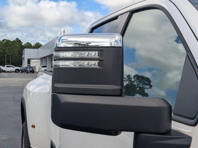 2024 Chevrolet Silverado 3500 HD Vehicle Photo in BRUNSWICK, GA 31525-1881