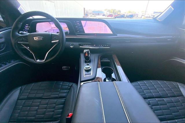 2023 Cadillac Escalade ESV Vehicle Photo in KANSAS CITY, MO 64114-4545