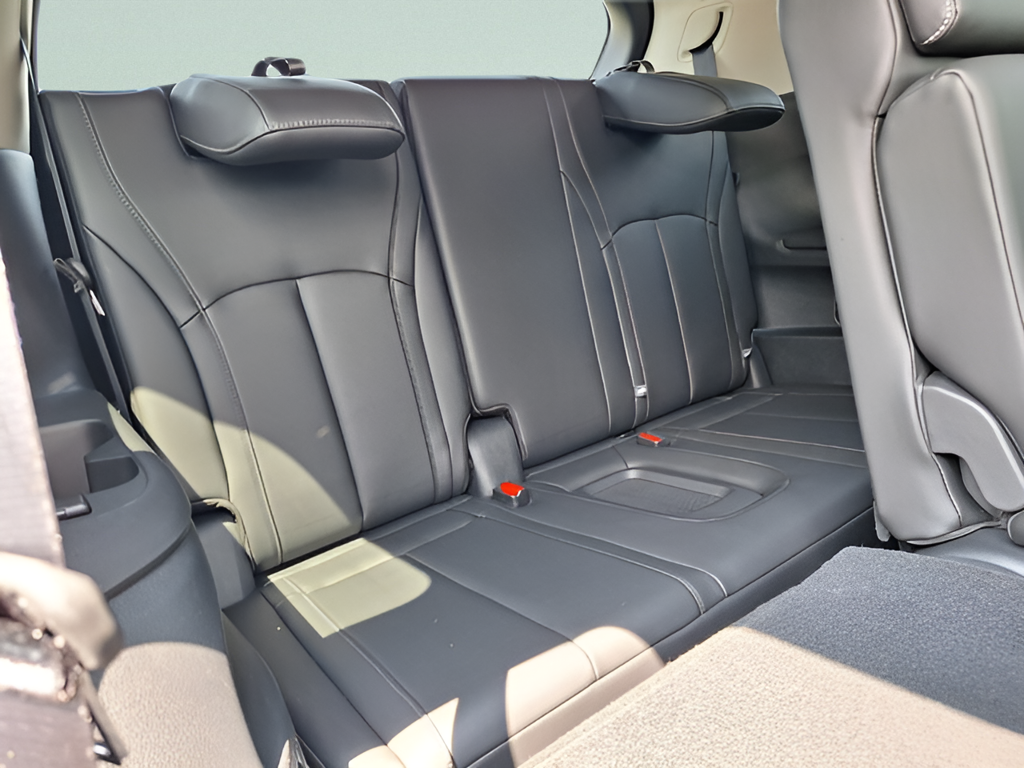 2026 INFINITI QX60 photo 27 of 32