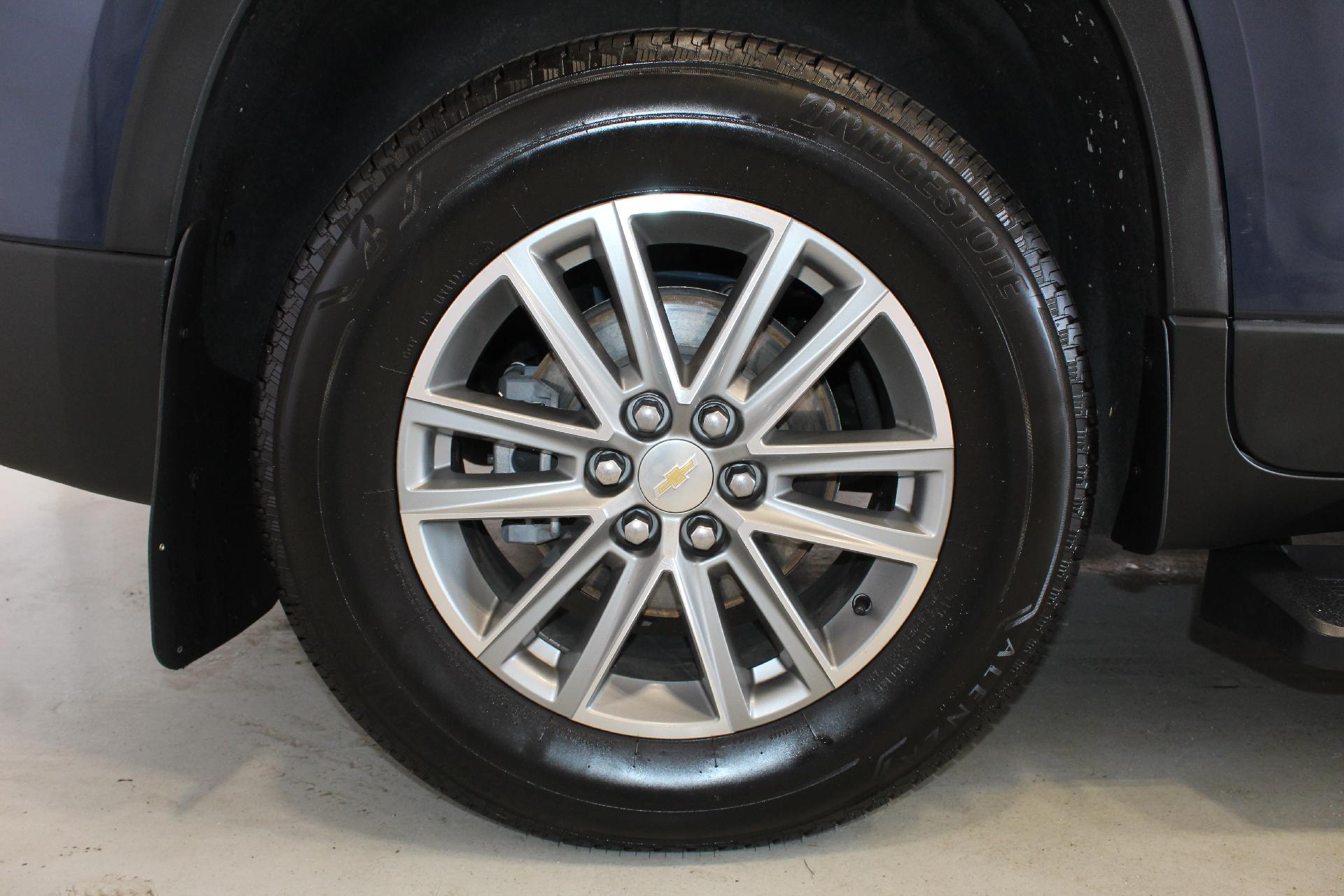 2023 Chevrolet Traverse Vehicle Photo in NORTHAMPTON, MA 01060-1120