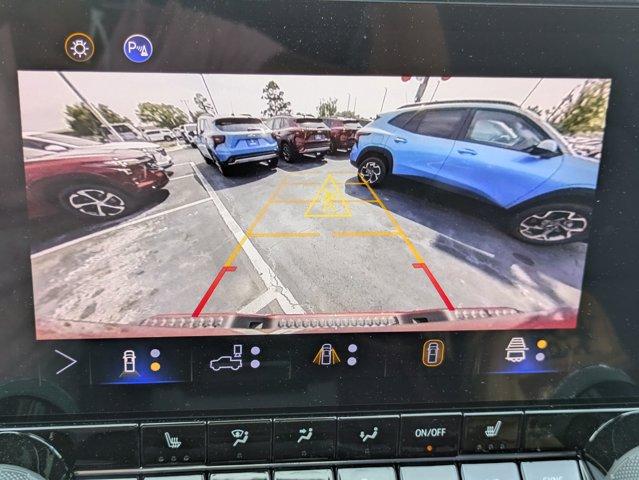 2025 Chevrolet Colorado Vehicle Photo in BRUNSWICK, GA 31525-1881