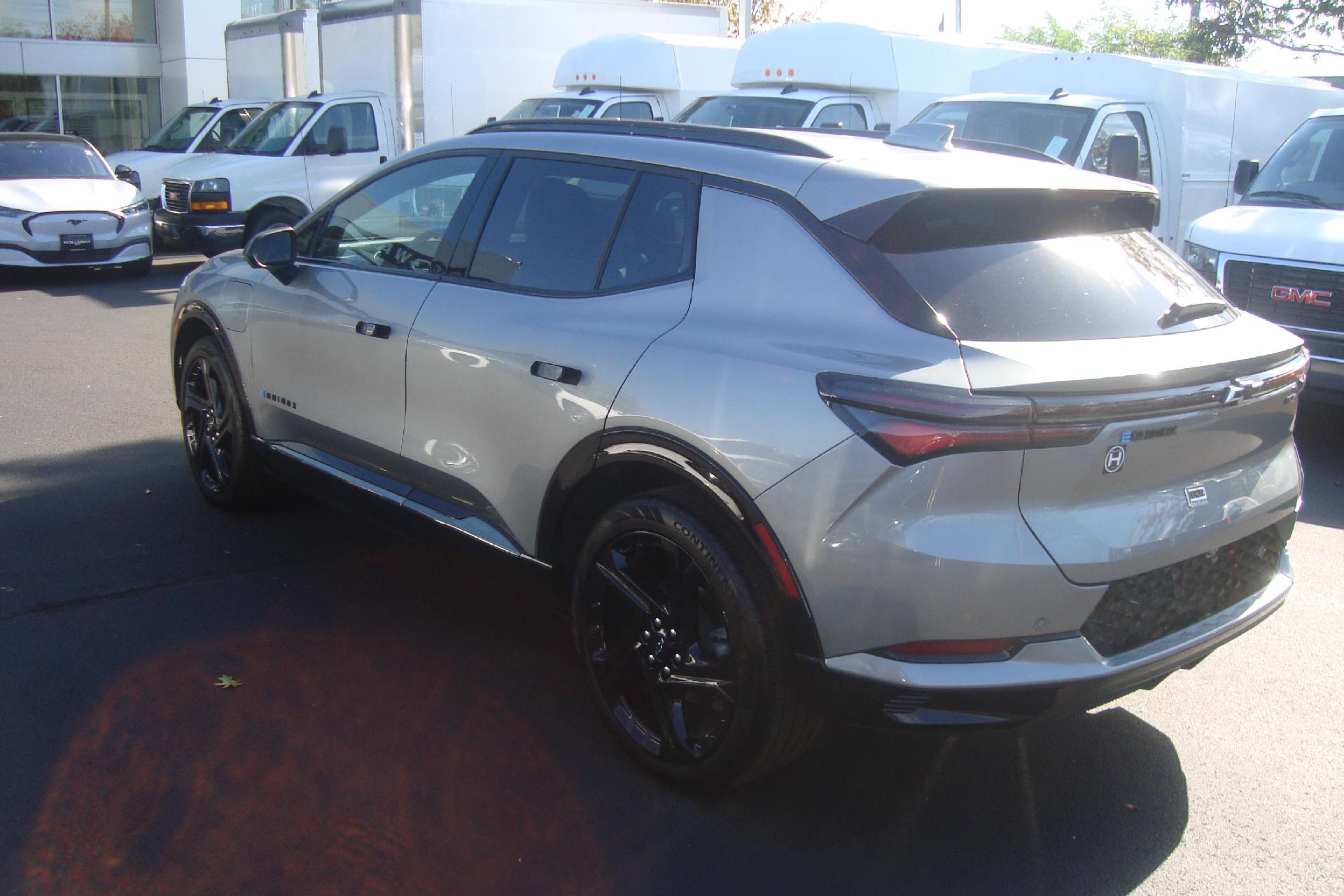 2025 Chevrolet Equinox EV Vehicle Photo in PORTSMOUTH, NH 03801-4196