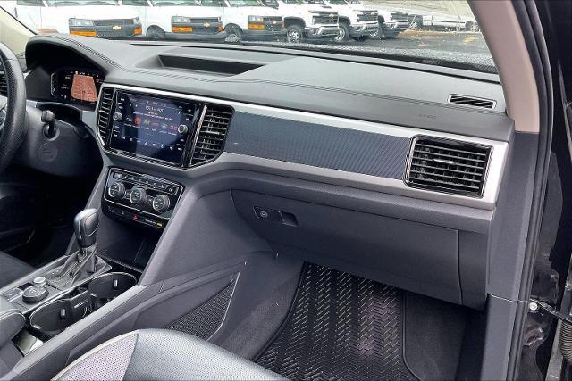 2023 Volkswagen Atlas Vehicle Photo in INDEPENDENCE, MO 64055-1314