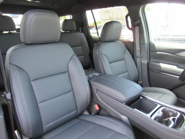 2025 Chevrolet Traverse Vehicle Photo in LEESBURG, FL 34788-4022