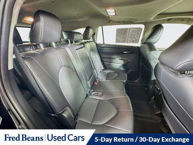 2022 Toyota Highlander Vehicle Photo in Flemington, NJ 08822