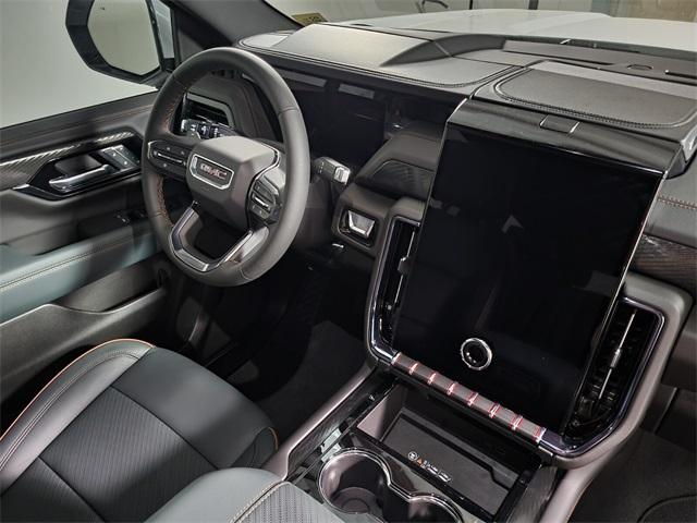 2025 GMC Yukon XL Vehicle Photo in PRESCOTT, AZ 86305-3700