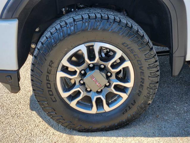 2022 GMC Sierra 2500 HD Vehicle Photo in DENTON, TX 76210-9321