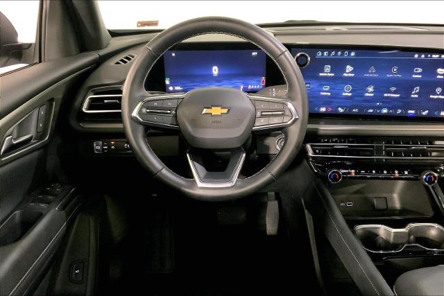 2025 Chevrolet Traverse Vehicle Photo in KANSAS CITY, MO 64114-4502