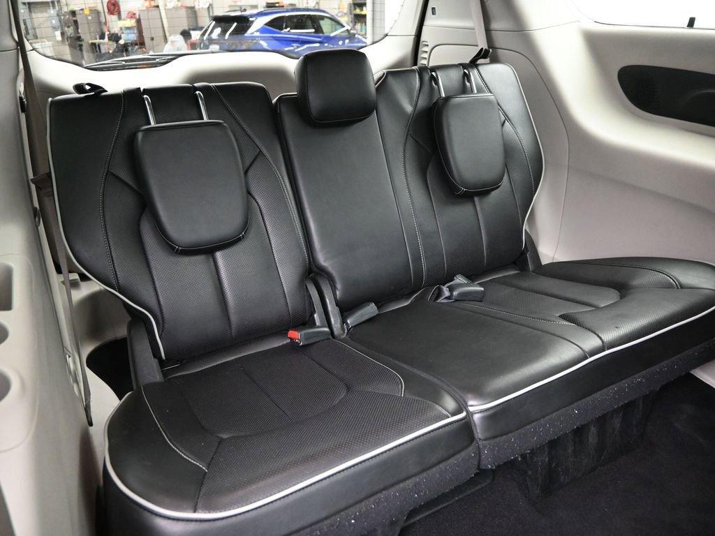 2022 Chrysler Pacifica Vehicle Photo in Cedar Rapids, IA 52402