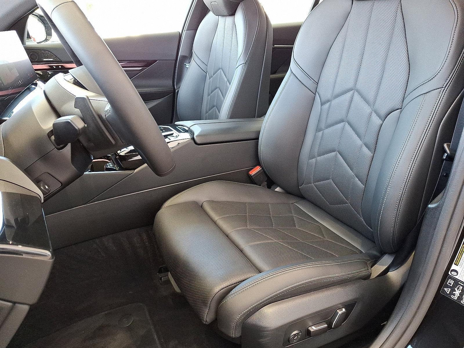 2024 BMW 540i xDrive Vehicle Photo in Lancaster, PA 17601