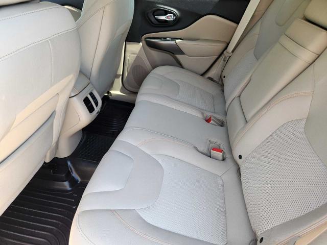 2019 Jeep Cherokee Vehicle Photo in DENTON, TX 76210-9321