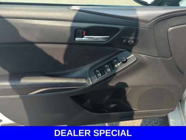 2022 Toyota Avalon Vehicle Photo in Merrillville, IN 46410