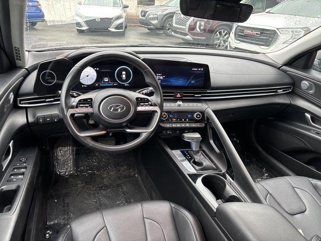 2023 Hyundai ELANTRA Vehicle Photo in Pleasant Hills, PA 15236