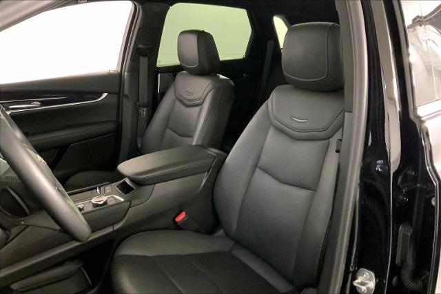 2025 Cadillac XT5 Vehicle Photo in INDEPENDENCE, MO 64055-1377