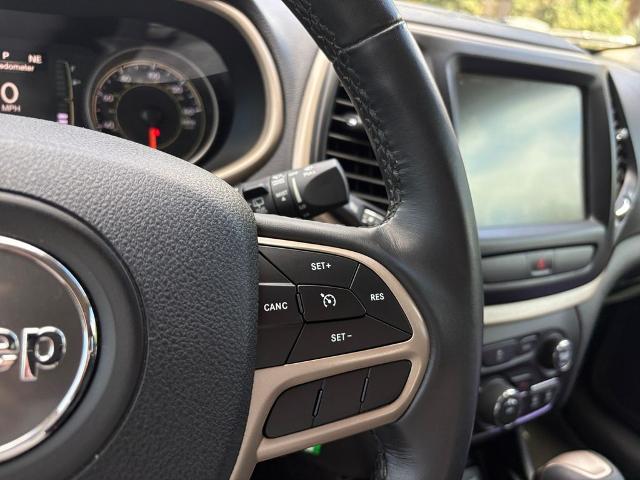 2017 Jeep Cherokee Vehicle Photo in Savannah, GA 31419