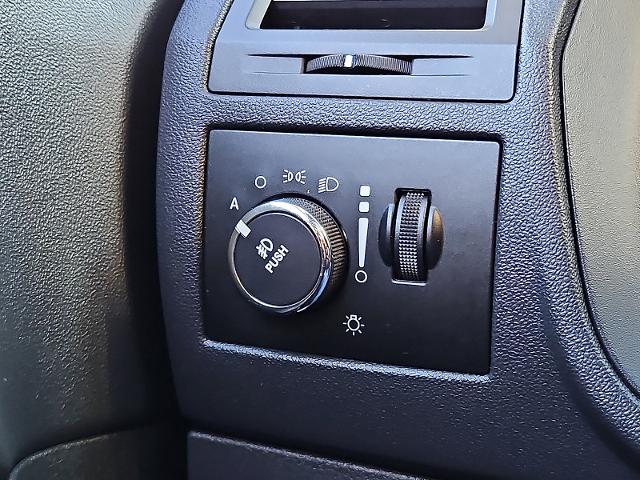 2013 Dodge Challenger Vehicle Photo in TREVOSE, PA 19053-4984