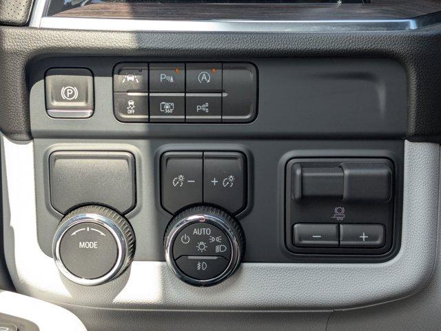 2025 Chevrolet Tahoe Vehicle Photo in BRUNSWICK, GA 31525-1881