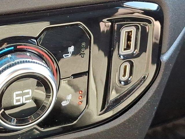 2023 GMC Sierra 1500 Vehicle Photo in DANBURY, CT 06810-5034