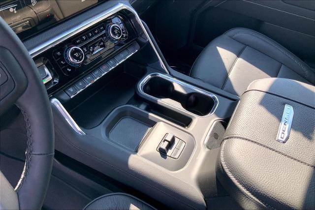 2025 GMC Sierra 2500 HD Vehicle Photo in INDEPENDENCE, MO 64055-1377
