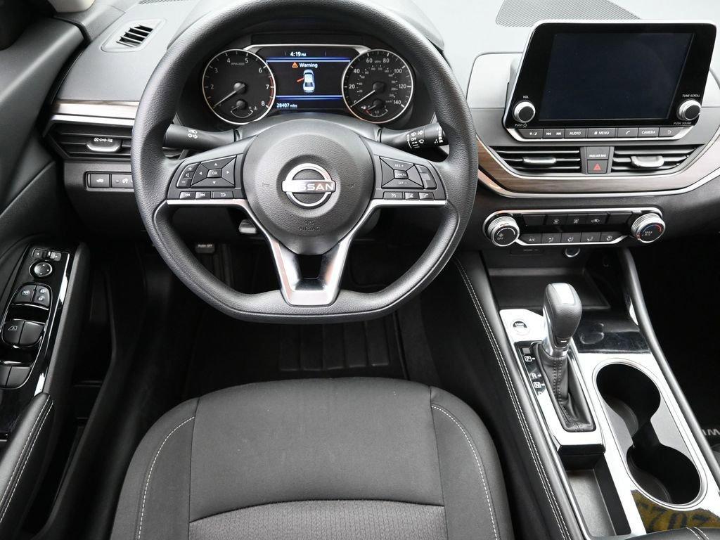 2023 Nissan Altima Vehicle Photo in Cedar Rapids, IA 52402