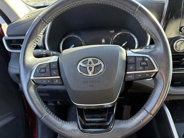 2021 Toyota Highlander Vehicle Photo in Philadelphia, PA 19116
