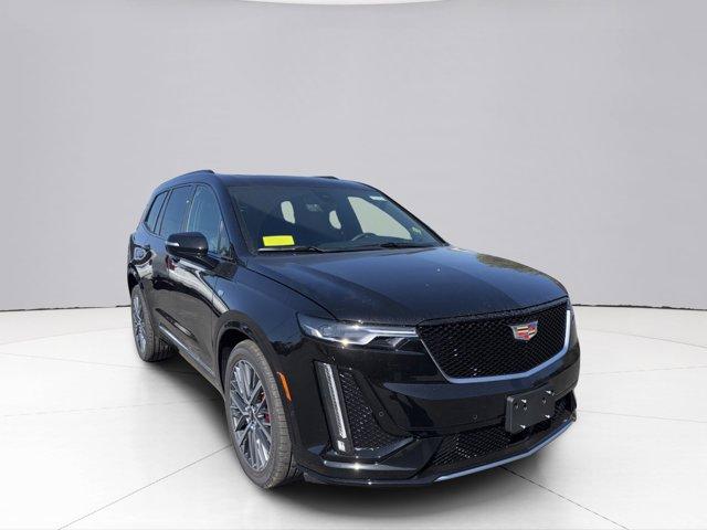 2025 Cadillac XT6 Vehicle Photo in LEOMINSTER, MA 01453-2952