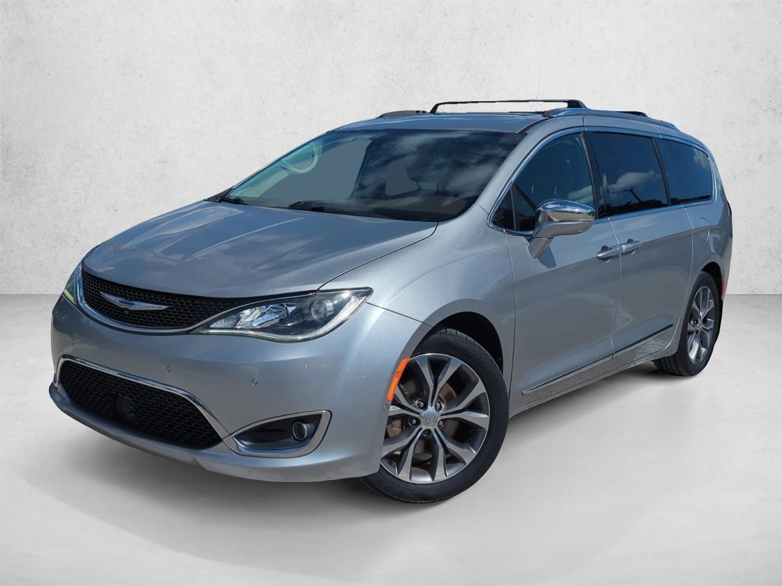 2017 Chrysler Pacifica Vehicle Photo in Ft. Myers, FL 33907