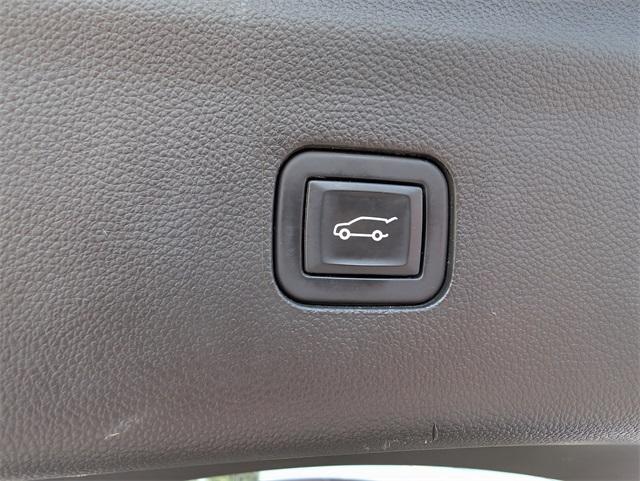 2022 Buick Enclave Vehicle Photo in AURORA, CO 80012-4011