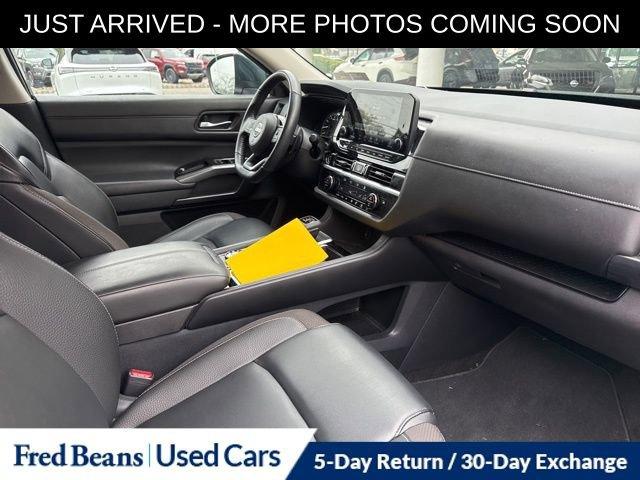 2023 Nissan Pathfinder Vehicle Photo in Flemington, NJ 08822