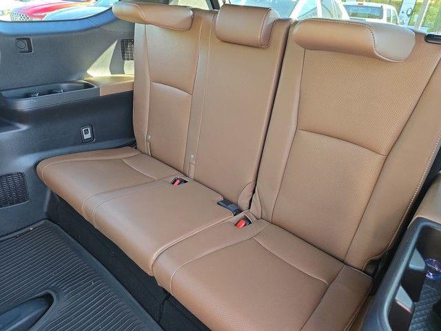 2024 Toyota Grand Highlander Vehicle Photo in Pleasant Hills, PA 15236