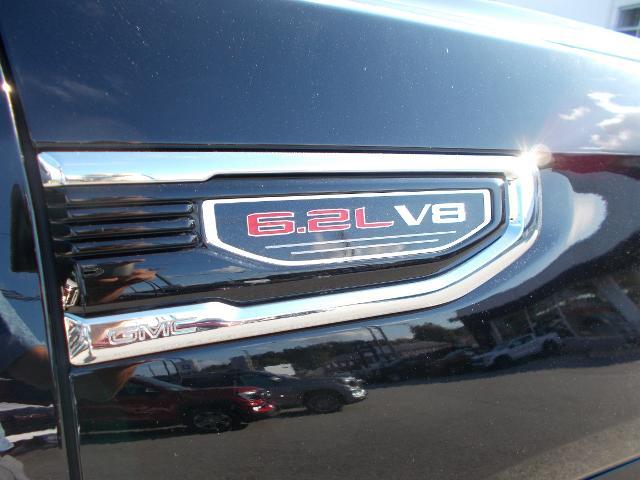 2026 GMC Sierra 1500 Vehicle Photo in LOWELL, MA 01852-4336