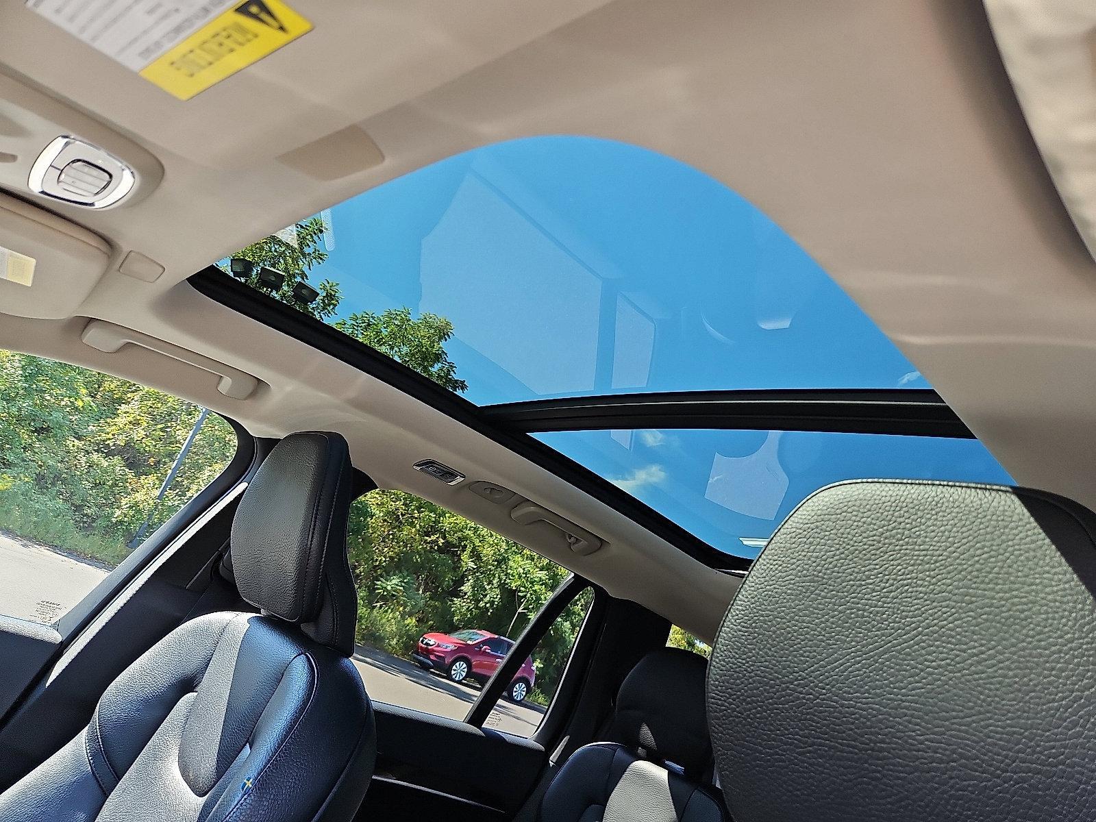 2019 Volvo XC90 Vehicle Photo in Trevose, PA 19053