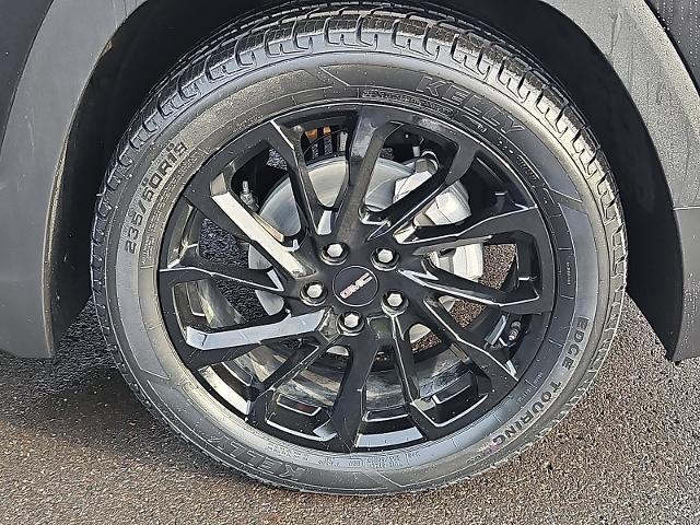 2023 GMC Terrain Vehicle Photo in TREVOSE, PA 19053-4984