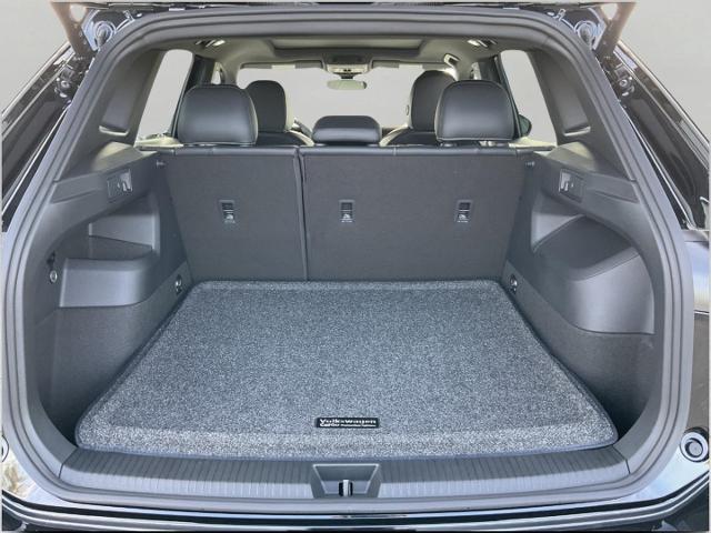 2025 Volkswagen Tiguan Vehicle Photo in Oshkosh, WI 54904