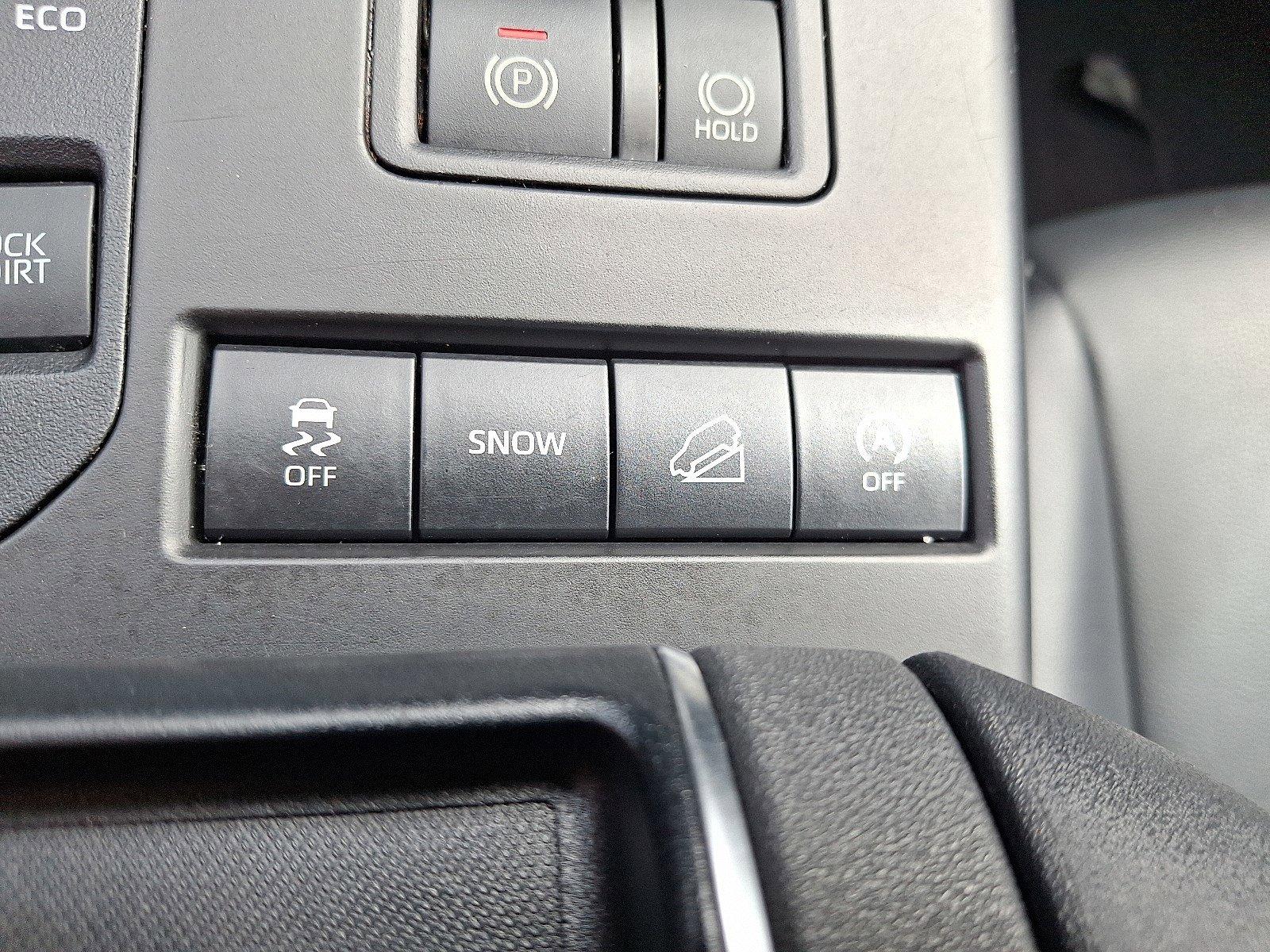 2022 Toyota Highlander Vehicle Photo in Harrisburg, PA 17111