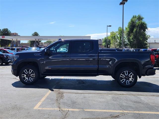 2022 GMC Sierra 1500 Vehicle Photo in AURORA, CO 80012-4011