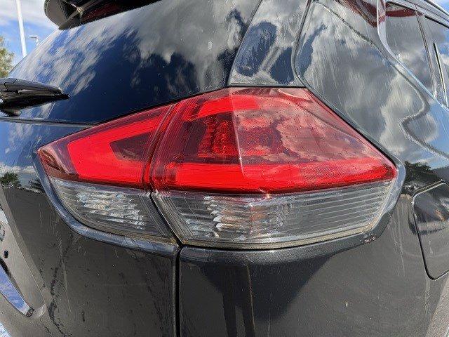 2018 Nissan Rogue Vehicle Photo in Mechanicsburg, PA 17050-1707