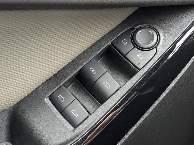 2025 Chevrolet Equinox Vehicle Photo in BRUNSWICK, GA 31525-1881