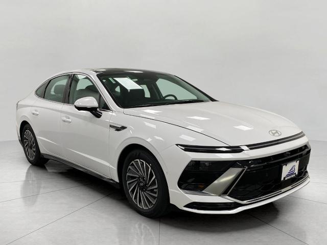 2025 Hyundai SONATA Hybrid Vehicle Photo in Neenah, WI 54956