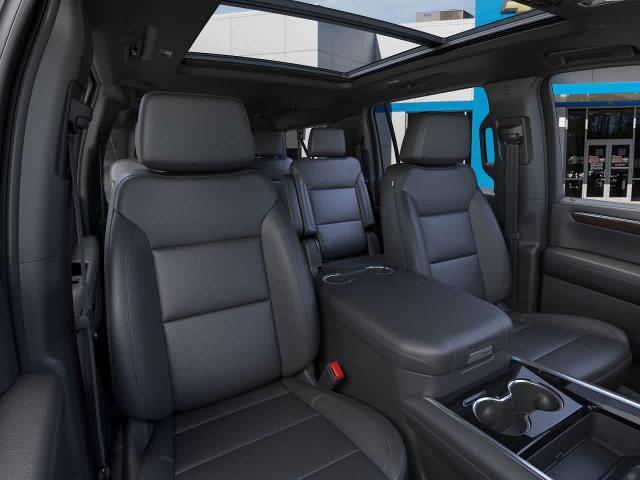 2026 Chevrolet Suburban Vehicle Photo in MOON TOWNSHIP, PA 15108-2571