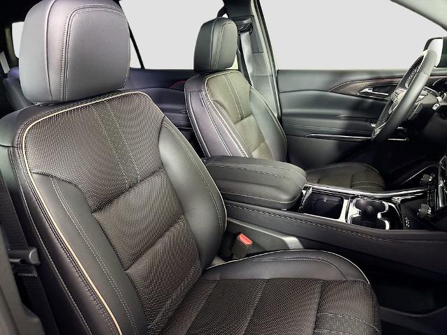 2026 Chevrolet Traverse Vehicle Photo in PUYALLUP, WA 98371-4149