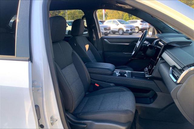 2025 GMC Acadia Vehicle Photo in KANSAS CITY, MO 64114-4502