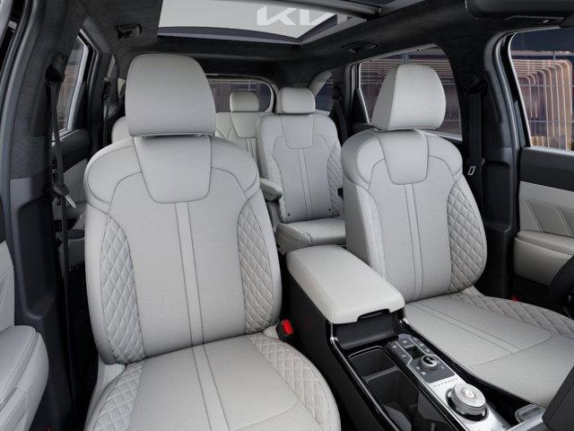 2025 Kia Sorento Hybrid Vehicle Photo in Westbrook, ME 04092