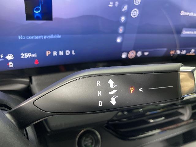 2025 Buick Enclave Vehicle Photo in GILBERT, AZ 85297-0402