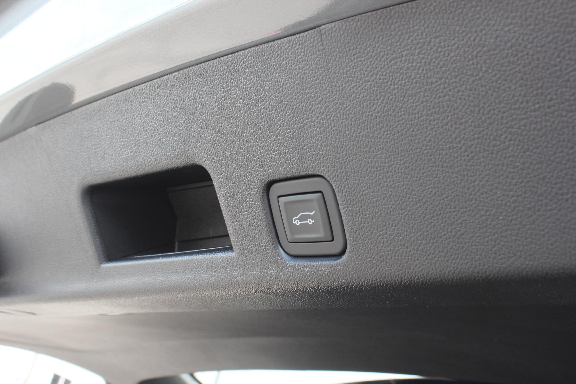 2026 Buick Enclave Vehicle Photo in AURORA, CO 80012-4011