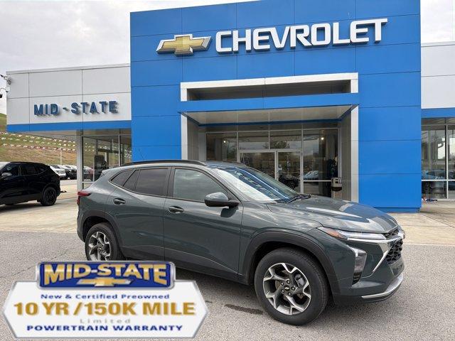 2025 Chevrolet Trax Vehicle Photo in SUTTON, WV 26601-9538